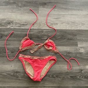 Victoria’s Secret bikini set